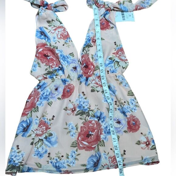 Forever 21 Women’s Peach Mulitcolor Floral V-Neck Tie Shoulder Top, Size 2, NWT - Picture 9 of 10